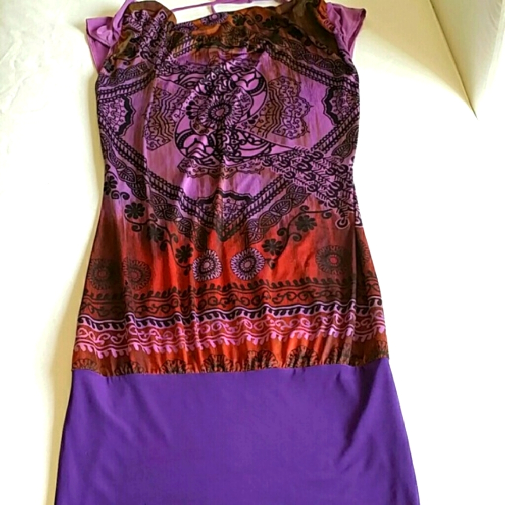 Entry purple tunic/dress w pattern design on front